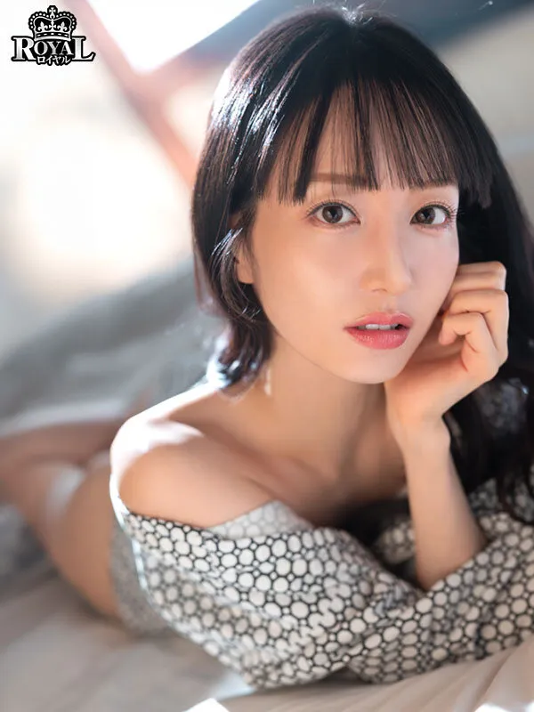 朝起きたら部屋に浴衣がはだけた後輩女子社員！いつも生意気で悪態ばかりついてくるのに、甘えてきたので… 石田佳蓮
