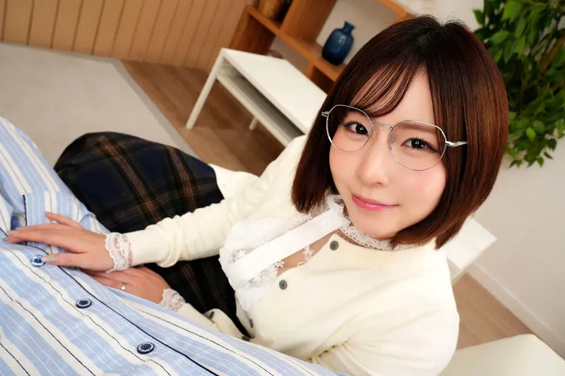 【VR】未亡人になった息子の嫁が毎日顔を出してくれては介護おしゃぶり 沙月恵奈
