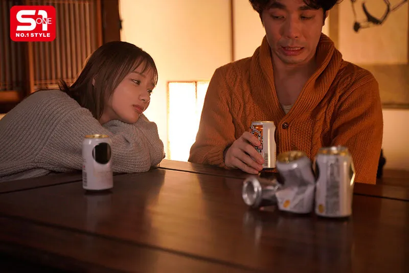 年末年始、古い学生寮で女学生とおじさん管理人が2人きり…禁断シチュに欲情した中年ち●ぽと寂しさ埋めたい若い少女おま●こは相性良すぎて合体し続けた。 兒玉七海