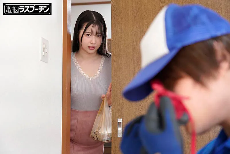 セクシーランジェリーコレクションを引っ越し業者に見つかった巨乳人妻がザコ乳首を開発され性処理肉便器になるまでたった3日 ヤリマン人妻編 丸最レア