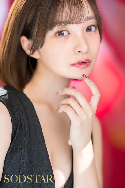 芸能人の唾涎堪能尽くし。だらだらベロキス性交濃厚接吻セックス 渚恋生