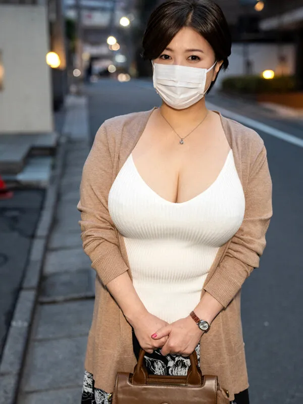 【閲覧注意/デカ乳輪】48歳どスケベグラマラスJカップ豊満ボディ欲求モンスター人妻の挑戦 寺島志保さん