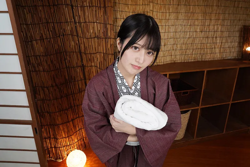 【VR】催淫の湯 願望が全て叶う！ちっぱい娘と夢の混浴 相月菜緒【8K】